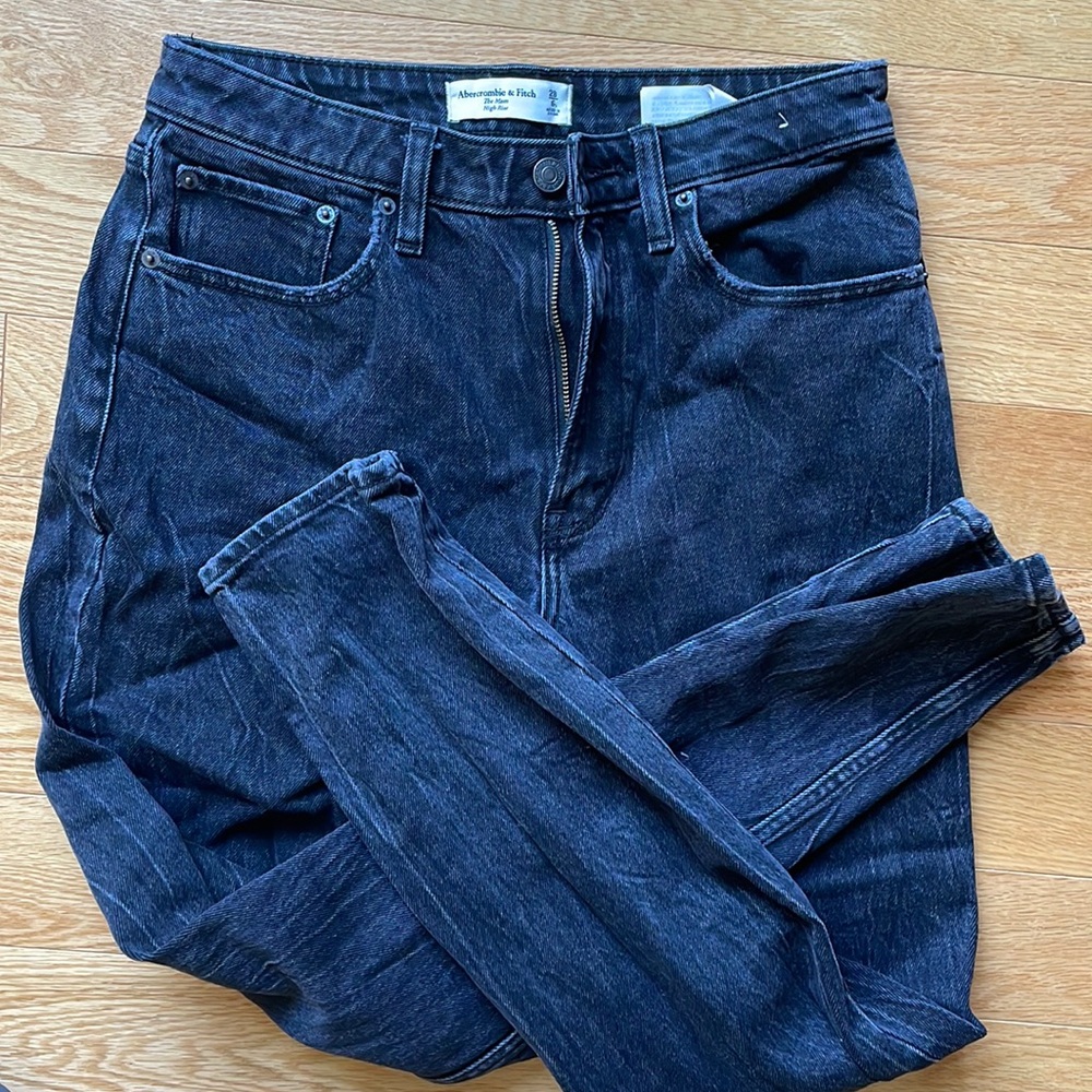 Abercrombie & Fitch size 6L black mom jeans